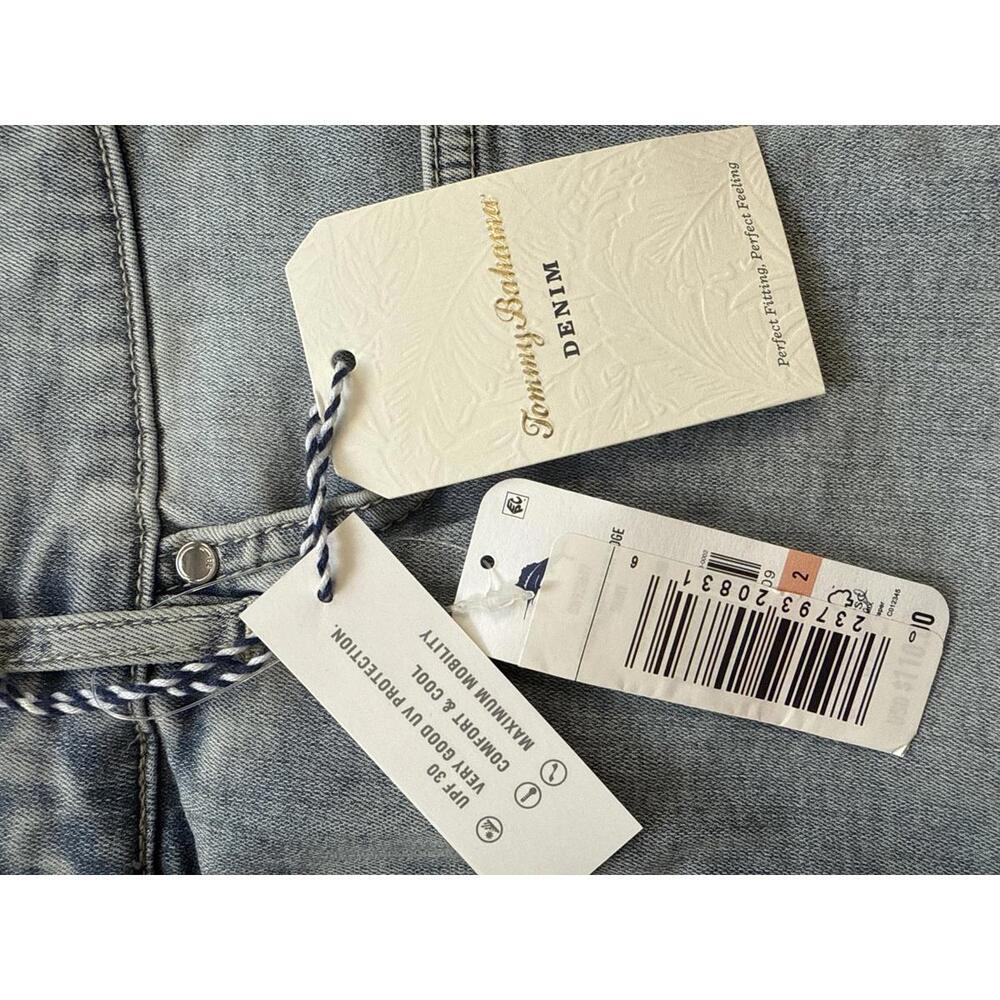 Tommy Bahama Denim Skirt - Light Wash, Size 2 - Picture 2 of 6